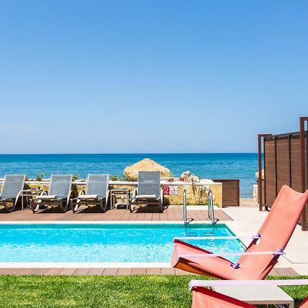 Espera Luxury Beach Front Residence With Pool & Bbq, By Thinkvilla レティムノ エクステリア 写真
