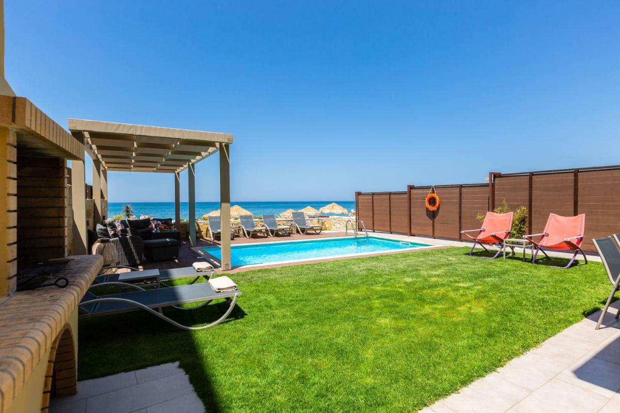 Espera Luxury Beach Front Residence With Pool & Bbq, By Thinkvilla レティムノ エクステリア 写真