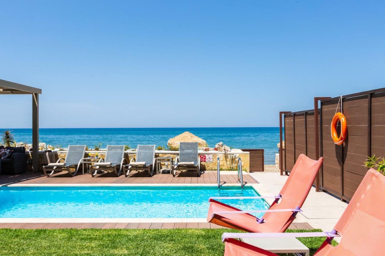 Espera Luxury Beach Front Residence With Pool & Bbq, By Thinkvilla レティムノ エクステリア 写真