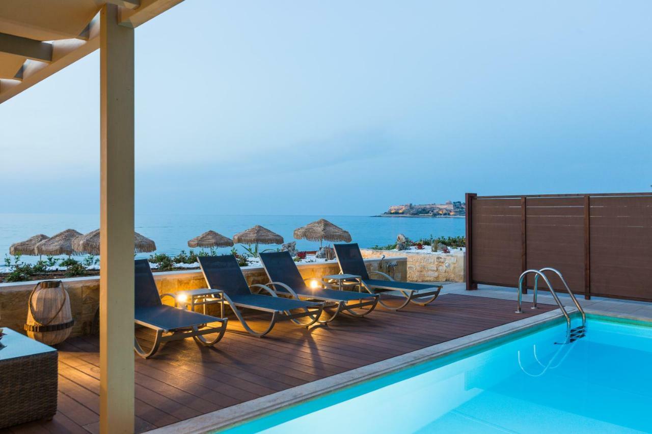 Espera Luxury Beach Front Residence With Pool & Bbq, By Thinkvilla レティムノ エクステリア 写真