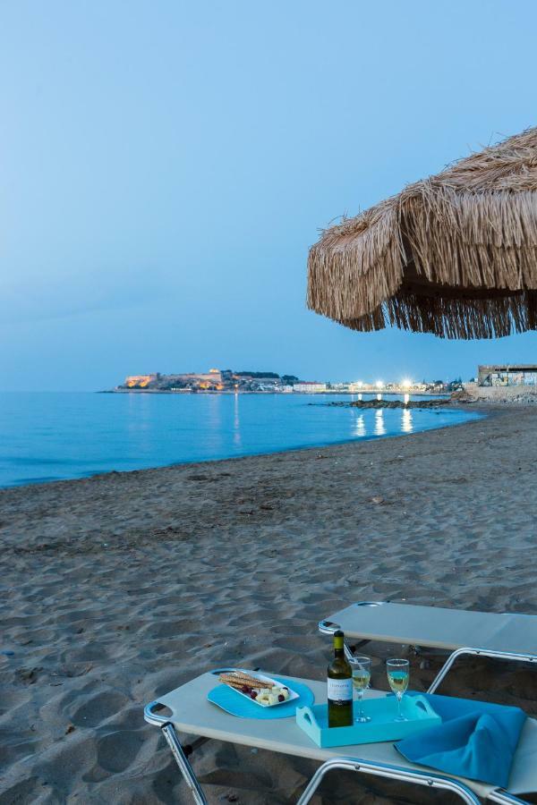 Espera Luxury Beach Front Residence With Pool & Bbq, By Thinkvilla レティムノ エクステリア 写真