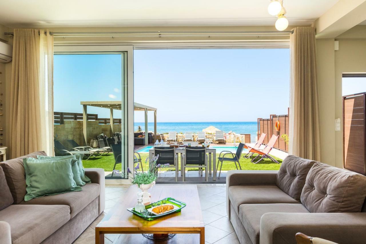 Espera Luxury Beach Front Residence With Pool & Bbq, By Thinkvilla レティムノ エクステリア 写真